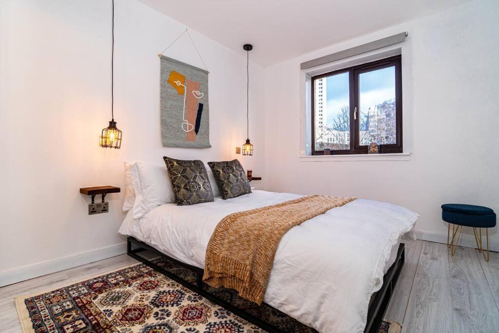 Stylish City Pad With Free Private Parking Glasgow Exteriör bild