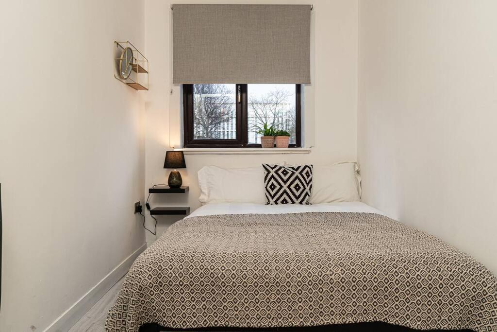 Stylish City Pad With Free Private Parking Glasgow Exteriör bild